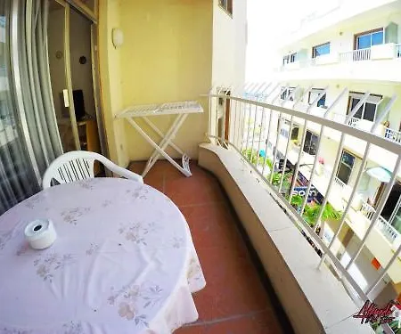 Edificio Playa Apartamento
