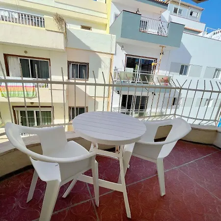 Edificio Playa Apartamento
